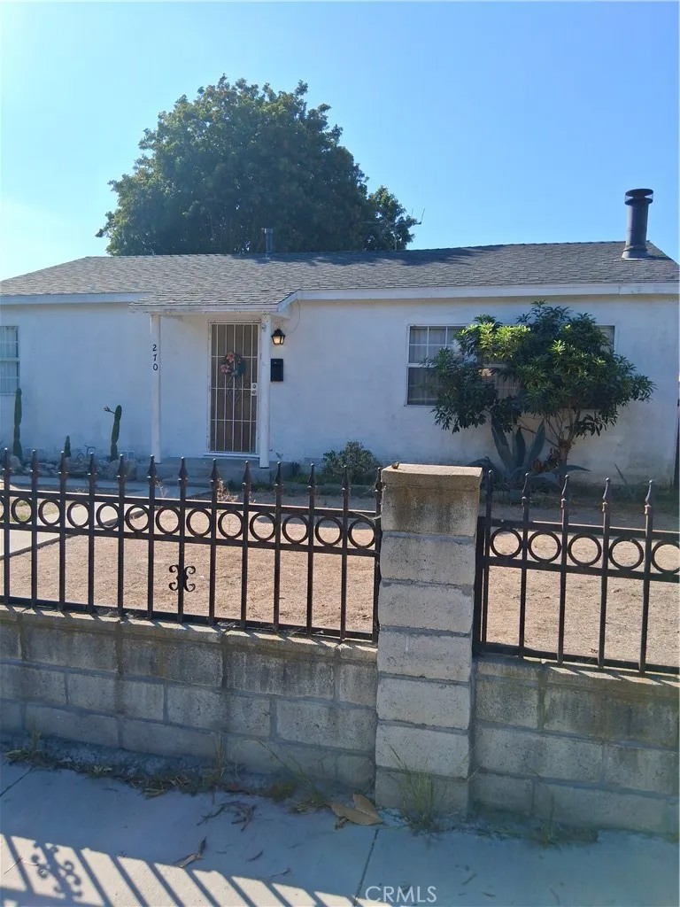 270 E Heath Lane