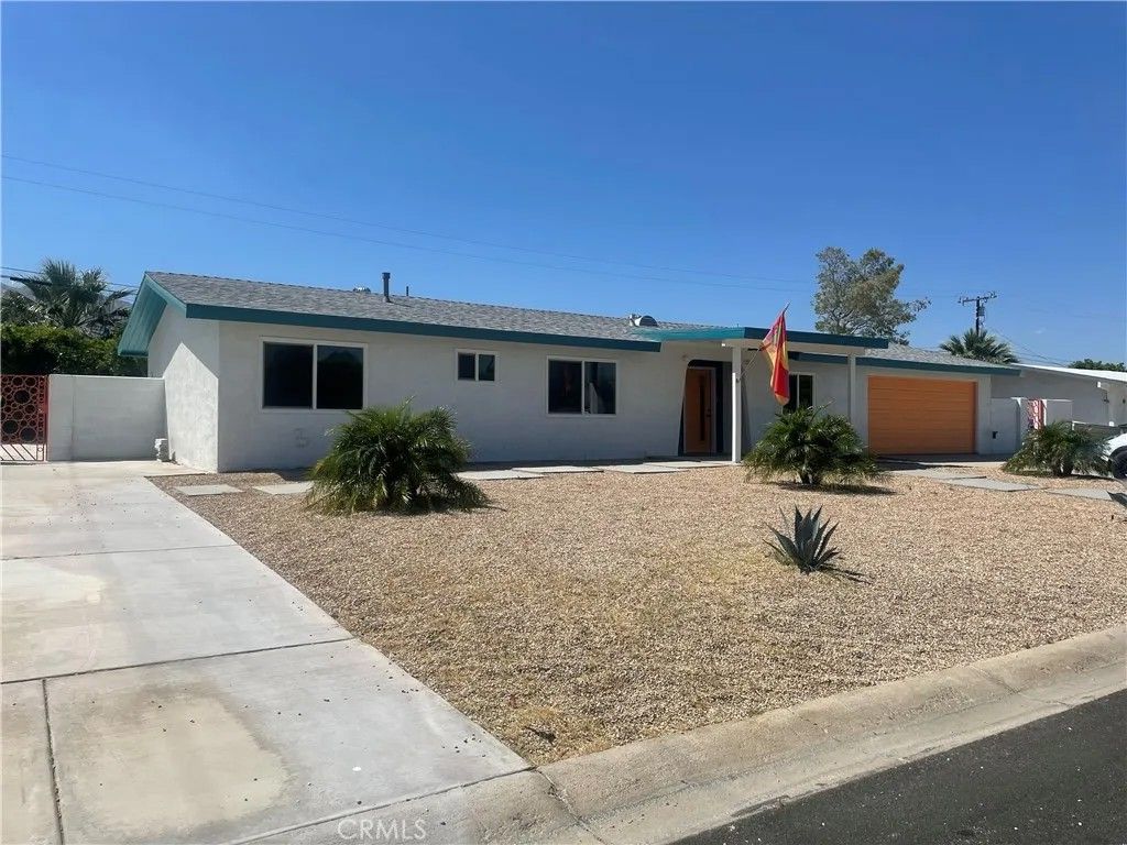Photo of 2627 N Cerritos Dr, Palm Springs, CA 92262 (MLS # IG26084227)