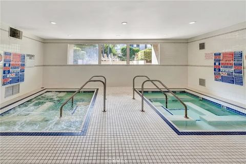 Tiny photo for 5340 Yarmouth #205, Encino, CA 91316 (MLS # SR25248778)