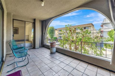 Tiny photo for 5340 Yarmouth #205, Encino, CA 91316 (MLS # SR25248778)