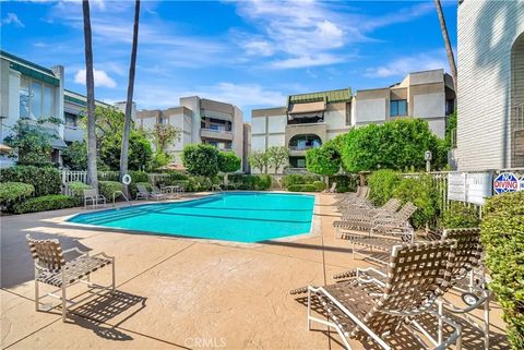 Tiny photo for 5340 Yarmouth #205, Encino, CA 91316 (MLS # SR25248778)