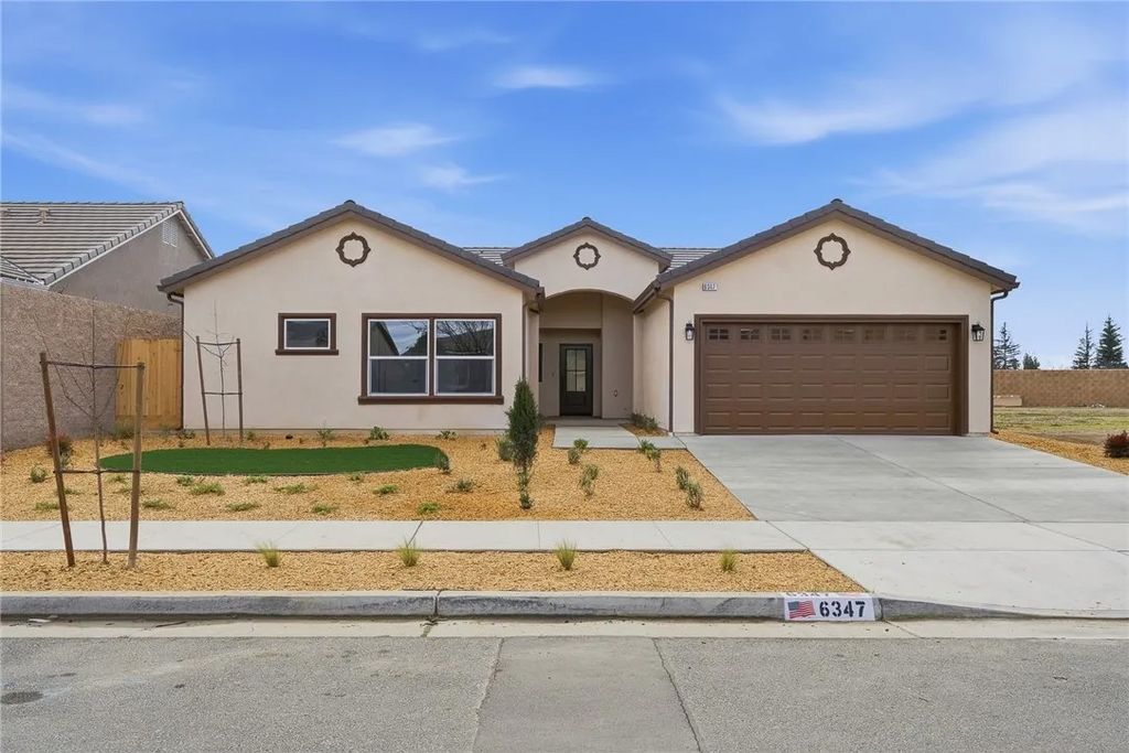 Photo of 6347 W Elowin Avenue, Visalia, CA 93291 (MLS # FR26077992)