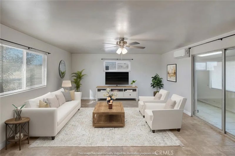 9376 Flora Vista