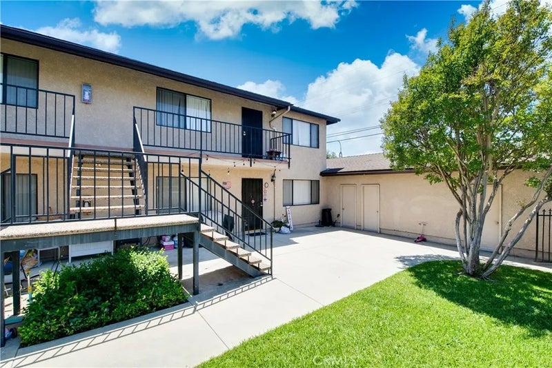 539 N San Gabriel