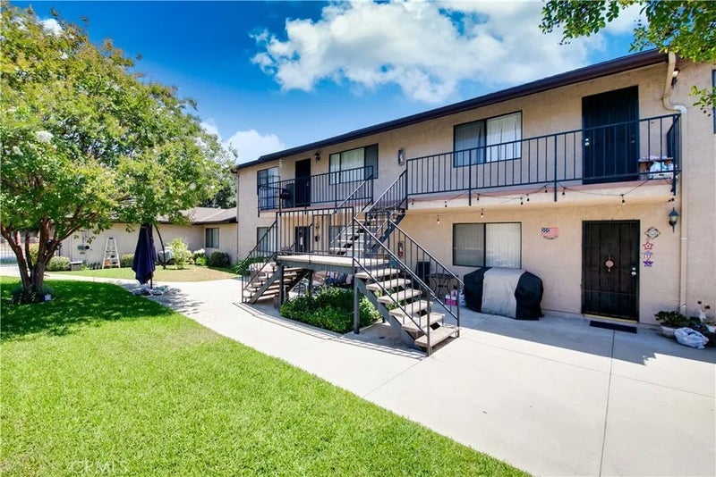 539 N San Gabriel