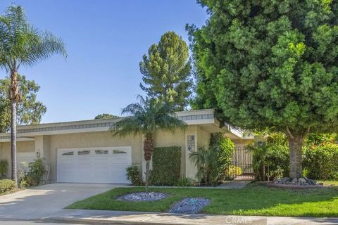 5544 Rayo Del Sol B Laguna Woods CA 92637