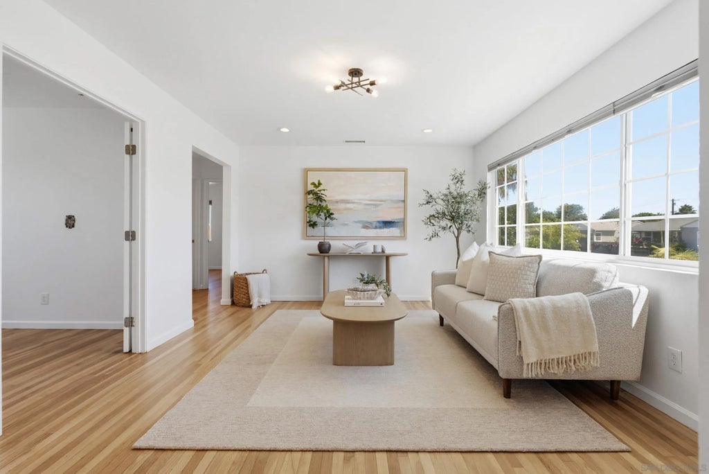 Photo of 1238 Delaware St, Imperial Beach, CA 91932 (MLS # 260021843)
