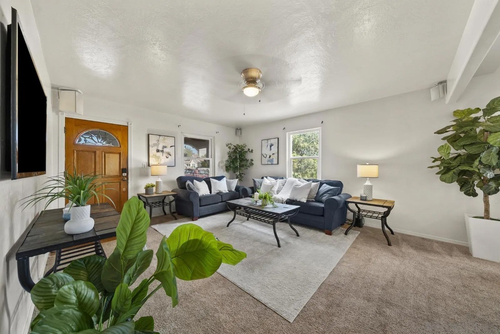 2335 Bonita St