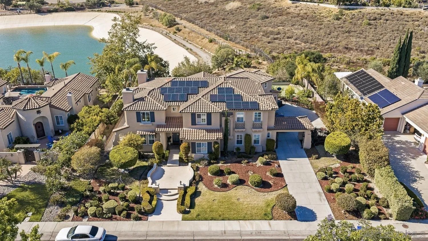9156 Bernardo Lakes Drive