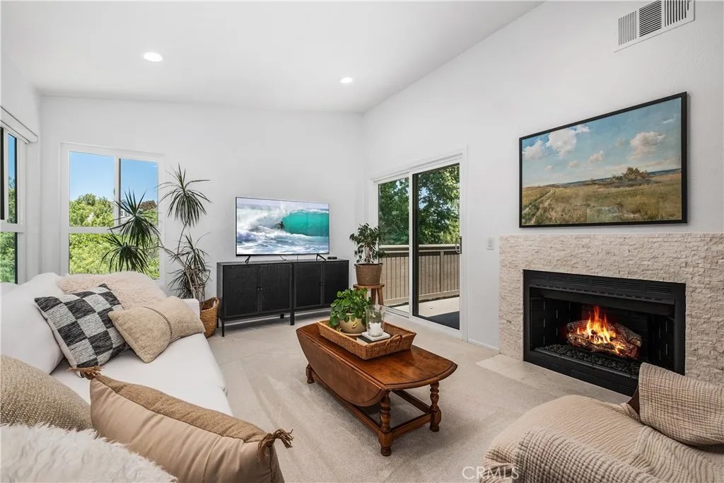 4 Corniche Drive F