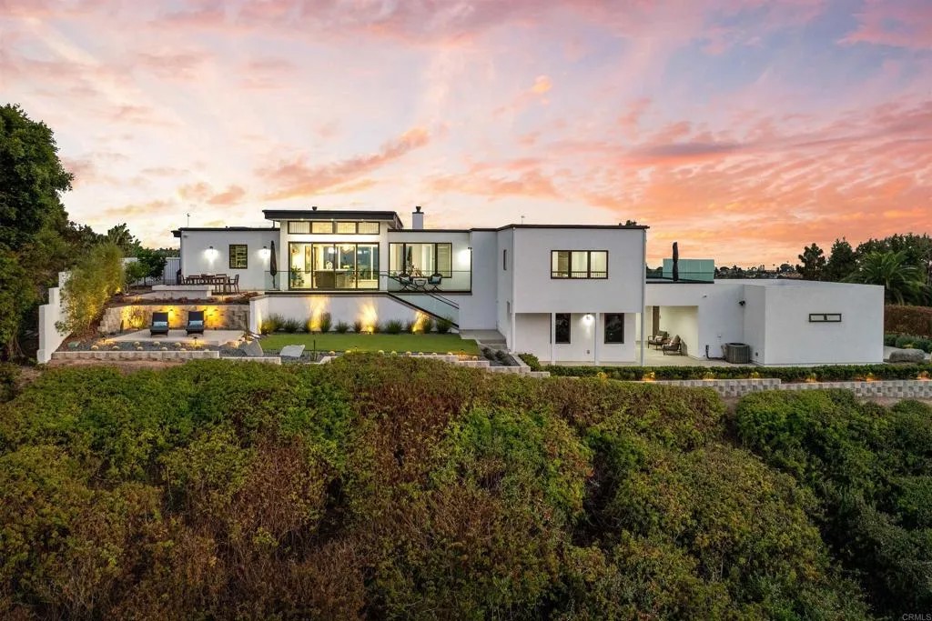 1110 Solana Drive
