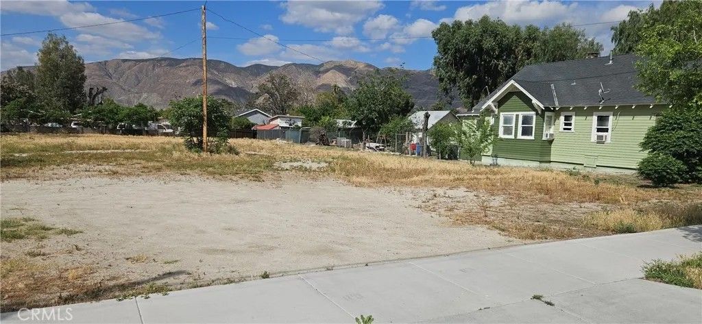 Photo of 421 W Main St, San Jacinto, CA 92583 (MLS # IV26075555)
