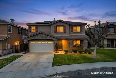 Photo of 45004 Cornelia Court, Lake Elsinore, CA 92532 (MLS # OC26090581)