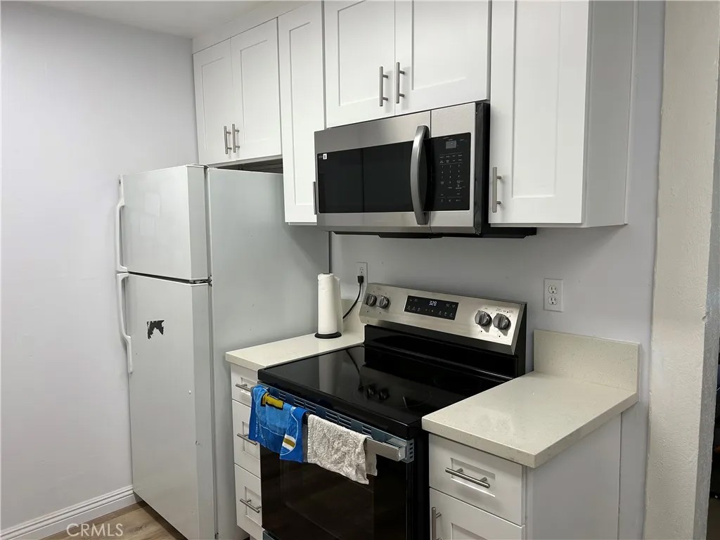 1000 W Macarthur 93