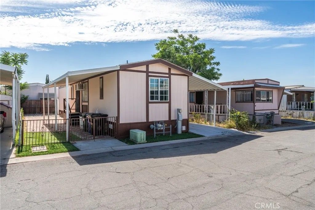 Photo of 17225 Valley Blvd, Fontana, CA 92335 (MLS # CV26000500)