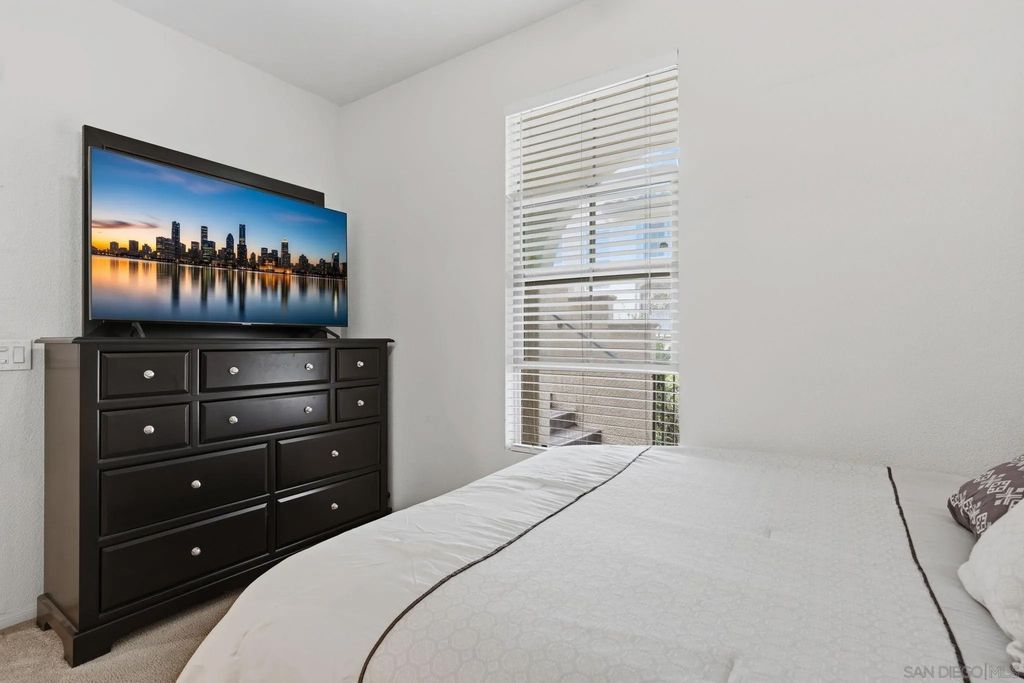 Photo of 237 Marquette Ave, San Marcos, CA 92078 (MLS # 260011027)