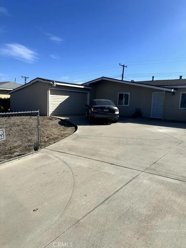 329 Hawthorne