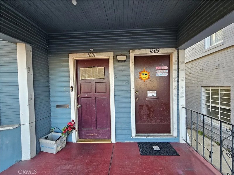1601 Pine