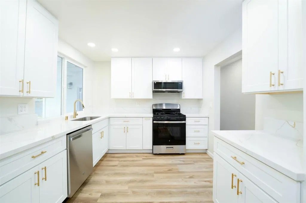 1758 Manor Drive