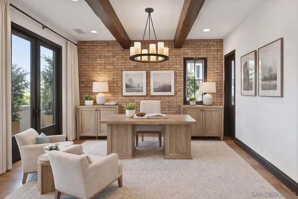 Photo of 18264 Avenida Manantial, Rancho Santa Fe, CA 92067 (MLS # 260004861)