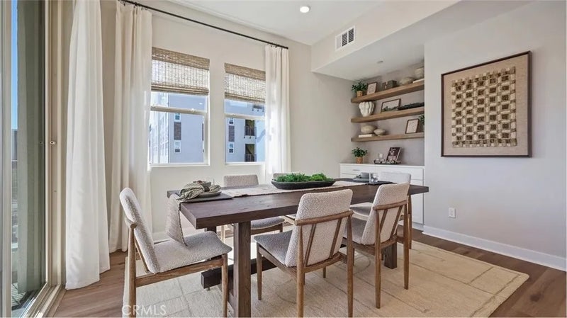 1308 Hummingbird Place