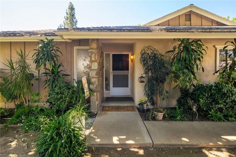 2549 College Lane