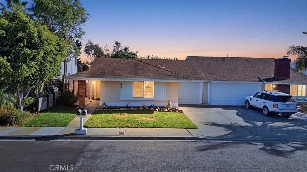 Photo of 913 Woodlake Drive, Cardiff By The Sea, CA 92007 (MLS # OC26076828)