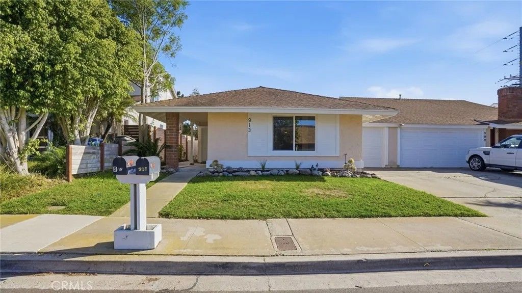 Photo of 913 Woodlake Drive, Cardiff By The Sea, CA 92007 (MLS # OC26076828)