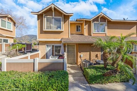 Photo of 1460 Kendall Drive #59, San Bernardino, CA 92407 (MLS # CV26030420)
