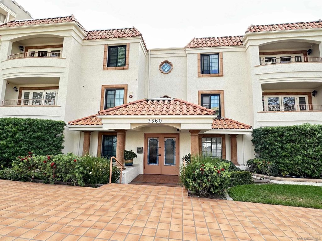 Photo of 7560 Eads Ave #11, San Diego, CA 92037 (MLS # 260010293)