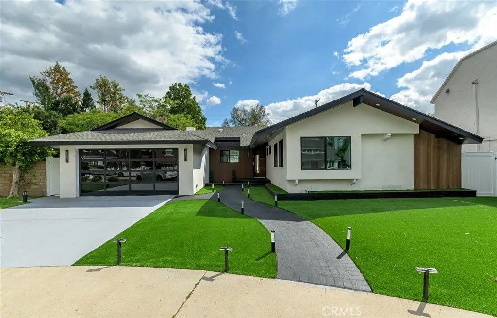 Photo of 19806 Needles St, Chatsworth, CA 91311 (MLS # GD26071599)