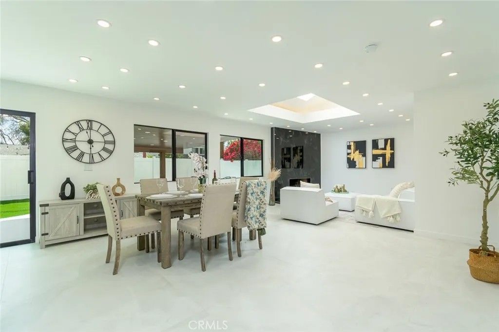 Photo of 19806 Needles St, Chatsworth, CA 91311 (MLS # GD26071599)