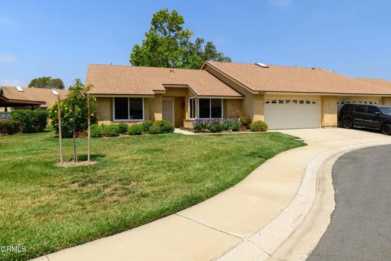 30105 Village 30