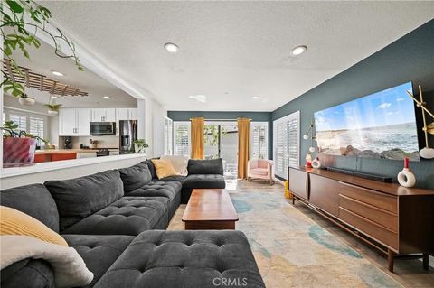 Photo of 148 S Seneca Circle #24, Anaheim, CA 92805 (MLS # OC26052464)