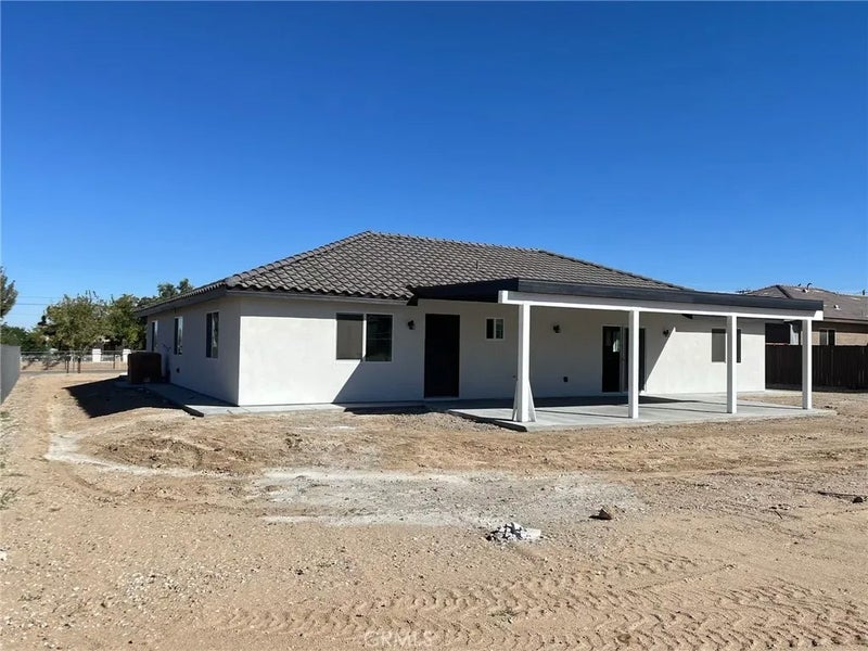 10674 Victor Avenue