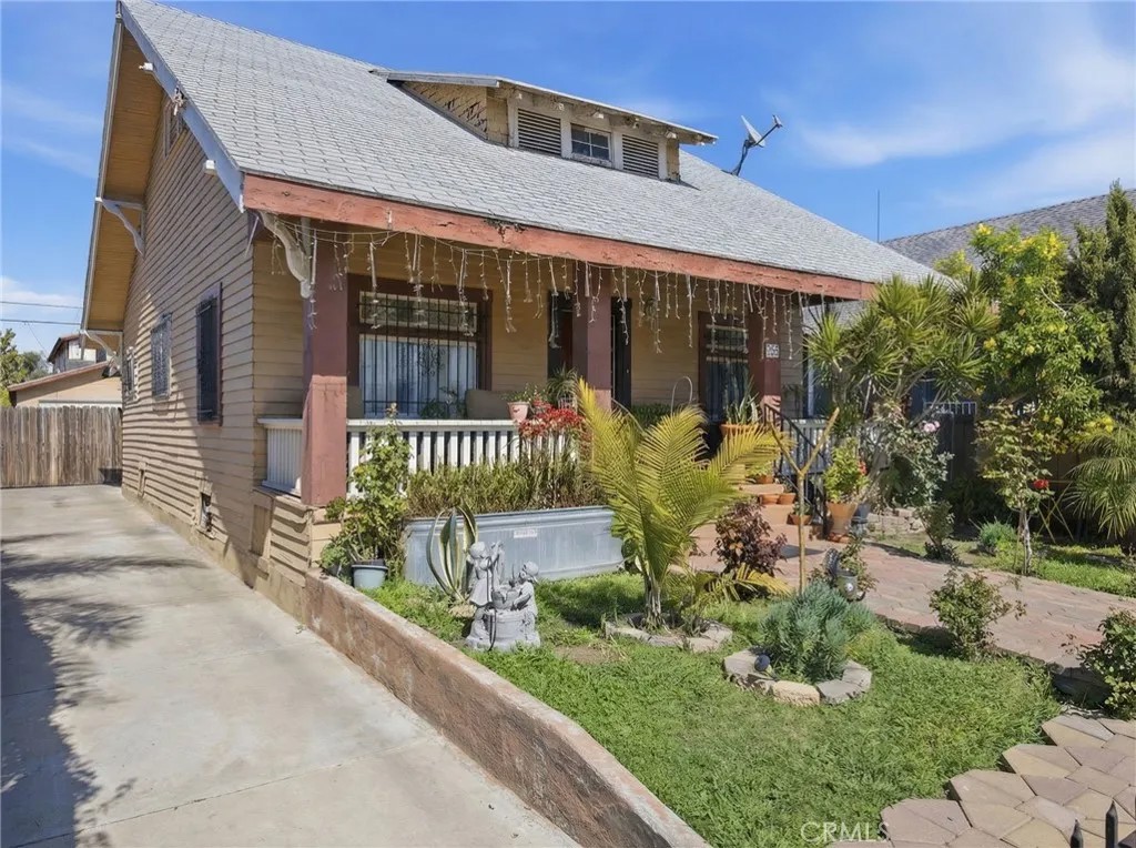 123 E 65th Street