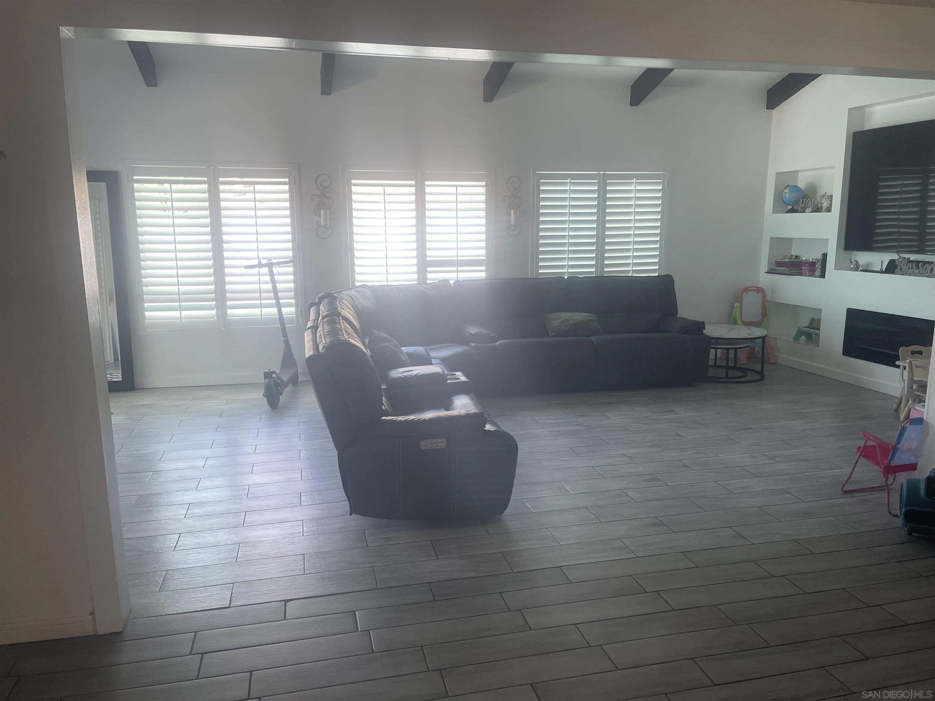 7242 Peter Pan Ave