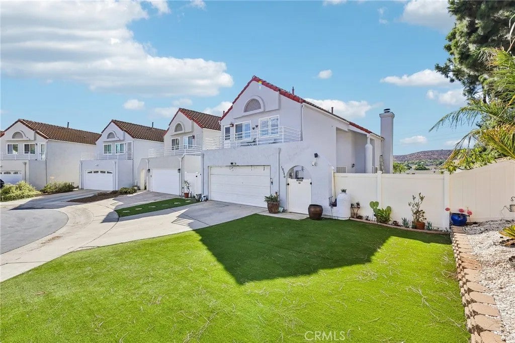 10540 Flora Verda Court