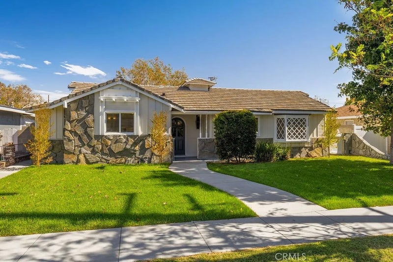 3136 Palo Verde Avenue