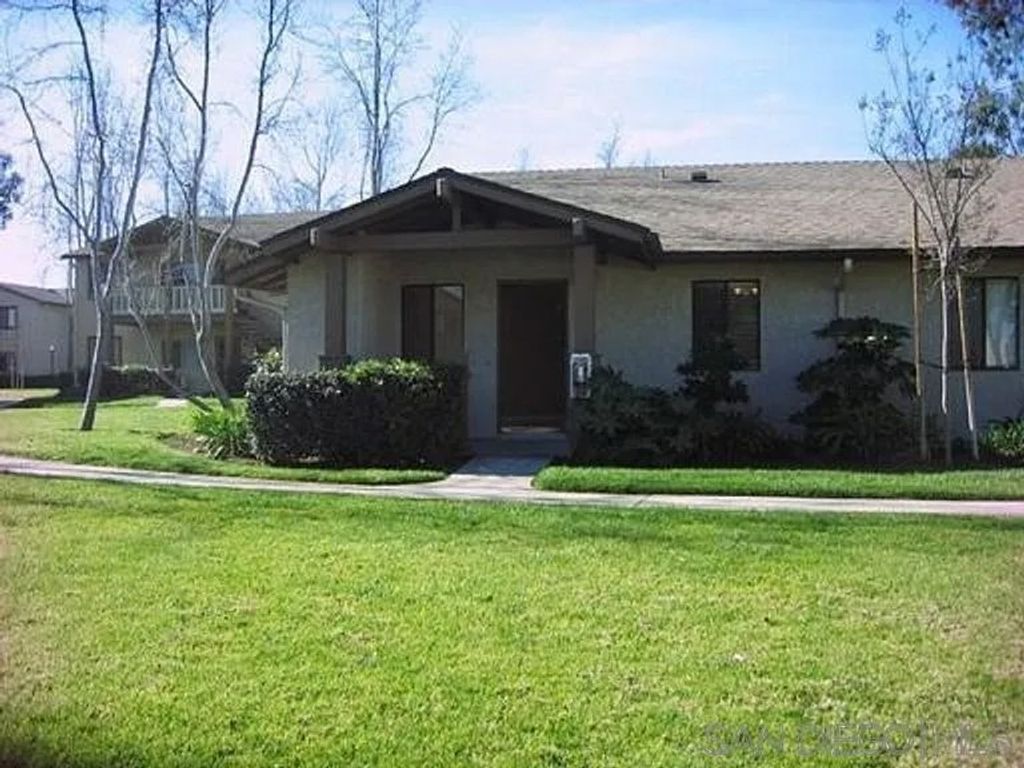 Photo of 1423 Graves Ave #175, El Cajon, CA 92021 (MLS # 2600175)