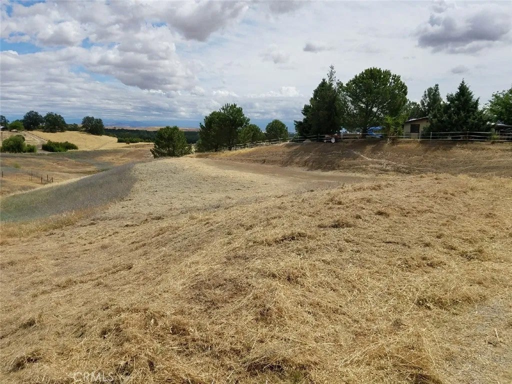 Photo of 17174 Wagon Wheel DR, Corning, CA 96021 (MLS # SN26199616)