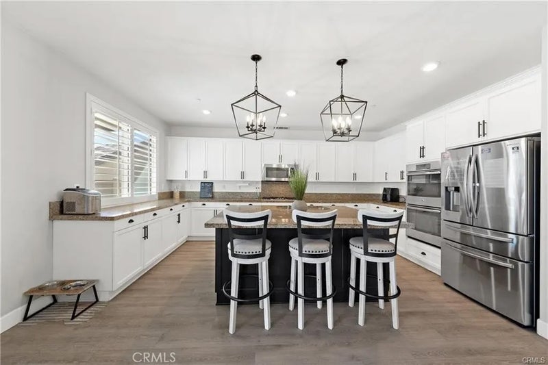 23407 Crystal Way