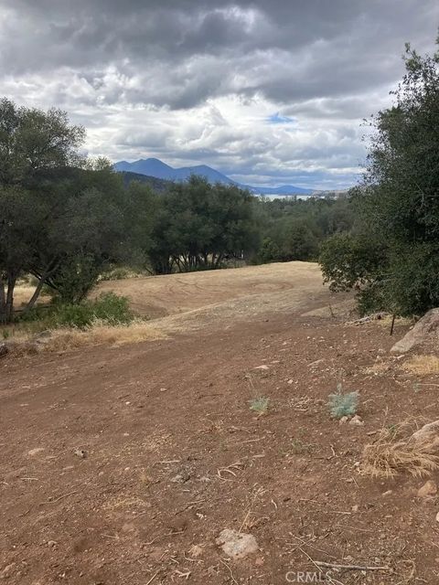 15628 19th Clearlake CA 95422