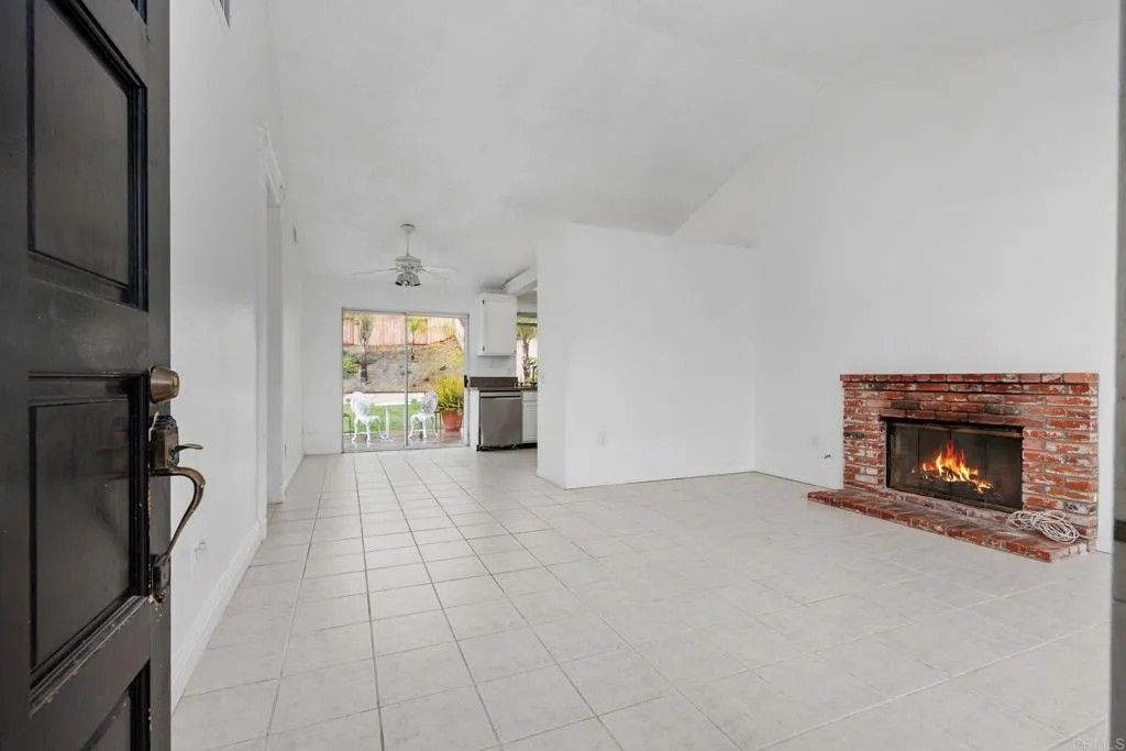 Photo of 1459 Westmore Place, Oceanside, CA 92056 (MLS # NDP2600216)