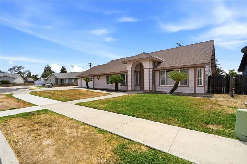 1487 Boyd Court