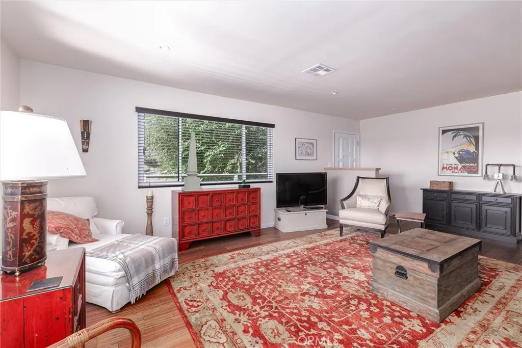 325 Fairview Lane
