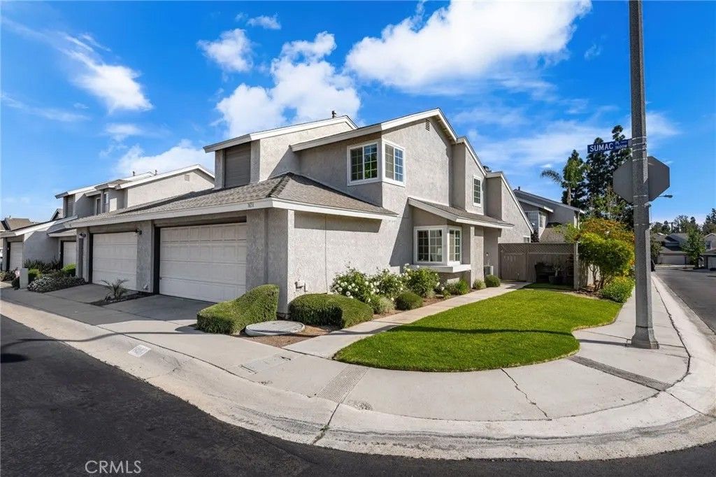 Photo of 1651 Sumac Pl, Corona, CA 92882 (MLS # IG25268188)