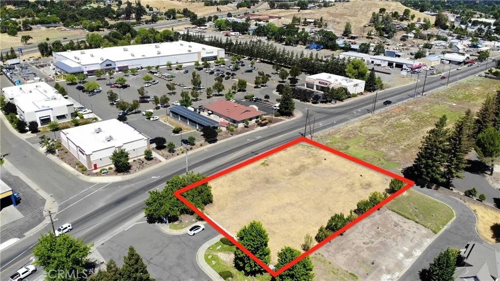 Photo of 1930 S Main ST, Lakeport, CA 95453 (MLS # LC26132974)