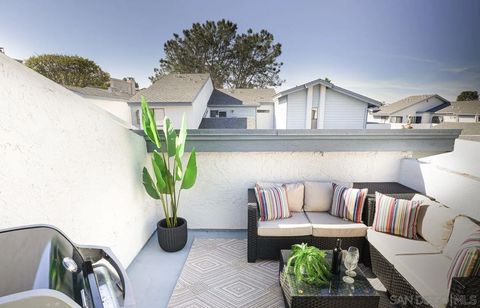 Tiny photo for 4064 Crystal Dawn Ln #105, San Diego, CA 92122 (MLS # 250042763)