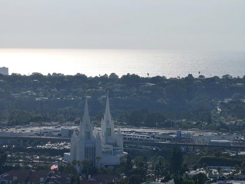 Tiny photo for 4064 Crystal Dawn Ln #105, San Diego, CA 92122 (MLS # 250042763)